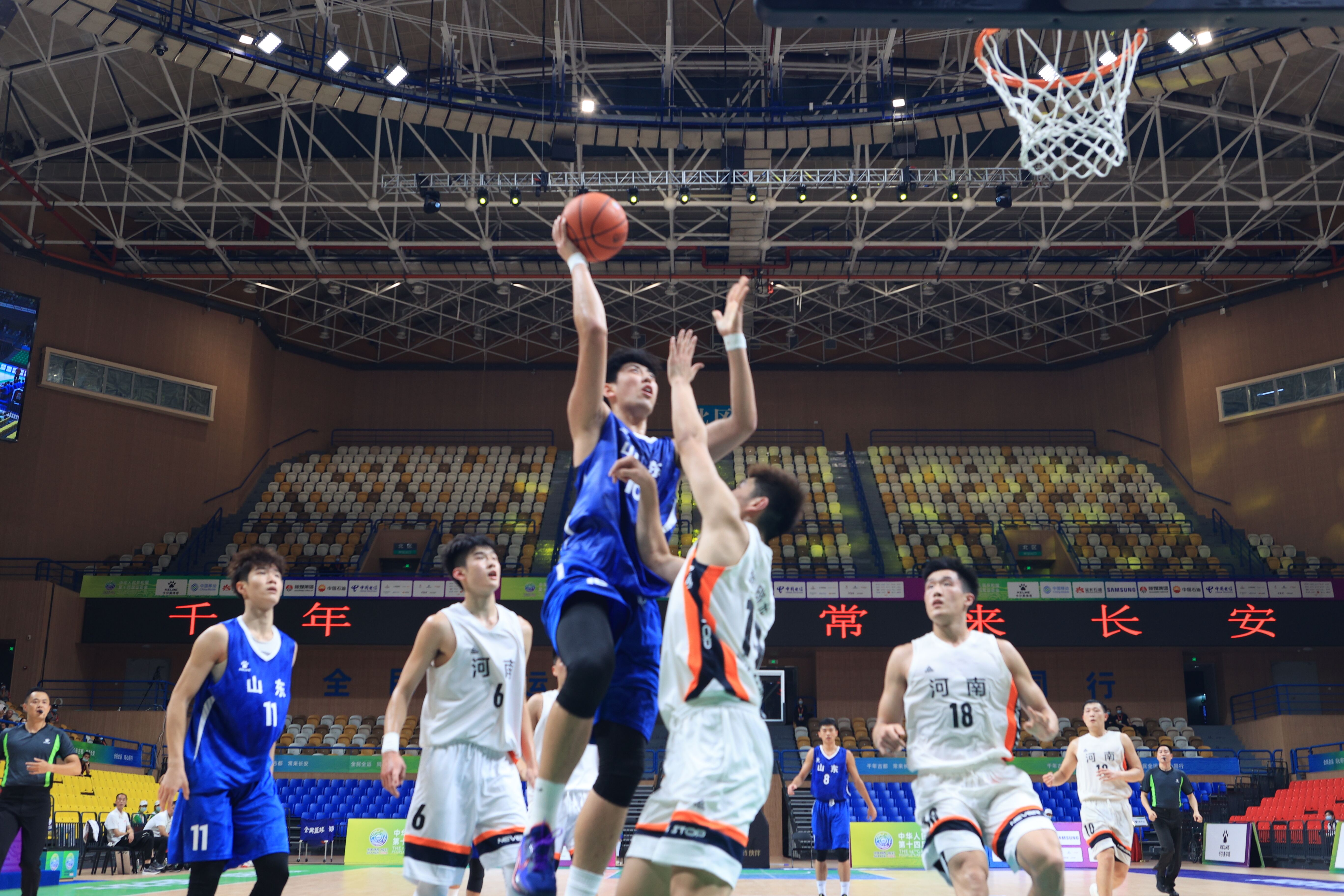 澳大利亚进 澳大利亚进